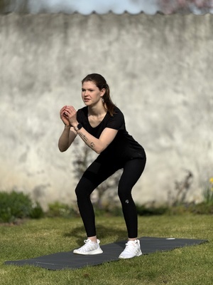 WundervollMama Squat